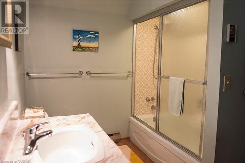 Third floor bathroom - 108 Beech Street, South Bruce Peninsula, ON - Indoor Photo Showing Bathroom