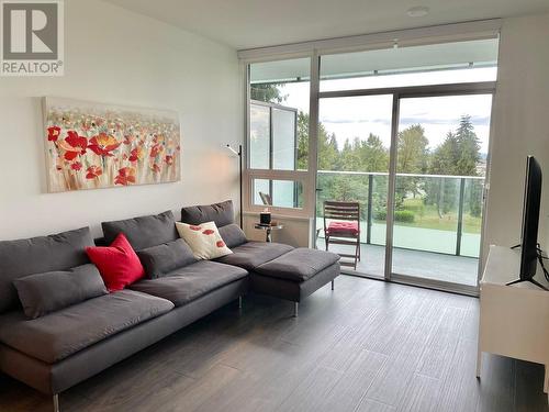 6463 Silver Ave Avenue, Burnaby, BC - Indoor Photo Showing Living Room