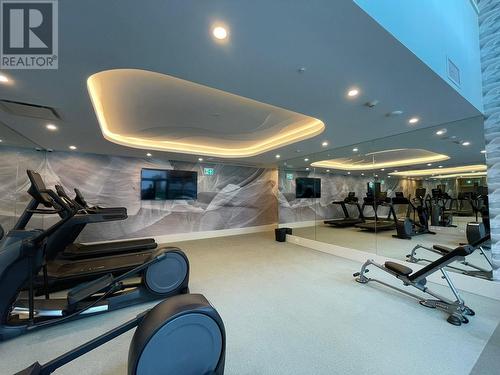 6463 Silver Ave Avenue, Burnaby, BC - Indoor Photo Showing Gym Room
