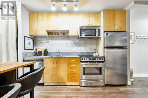 46 Elmer Ave, Toronto, ON - Indoor Photo Showing Kitchen