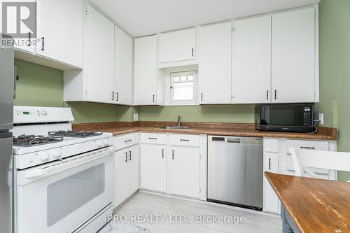 235 Victoria Rd S, Guelph, ON - Indoor Photo Showing Kitchen