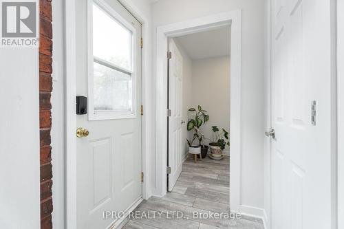 235 Victoria Rd S, Guelph, ON - Indoor Photo Showing Other Room
