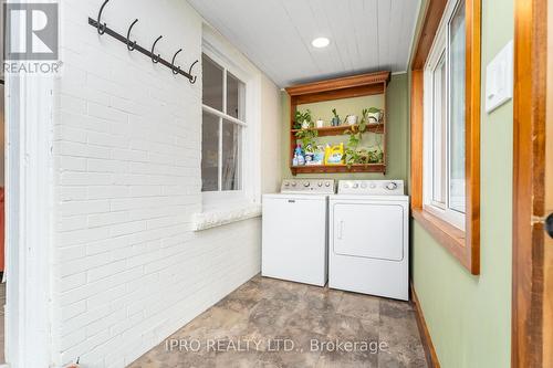 235 Victoria Rd S, Guelph, ON - Indoor Photo Showing Laundry Room