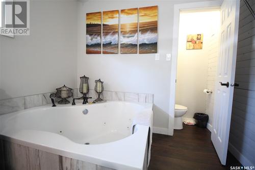 1007 Carleton Street, Moosomin, SK - Indoor Photo Showing Bathroom