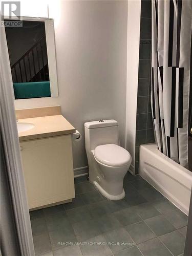 66J Finch Avenue W, Toronto, ON - Indoor Photo Showing Bathroom