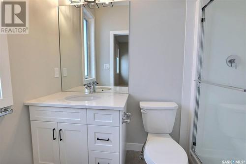 418 Hillside Crescent, Pilot Butte, SK - Indoor Photo Showing Bathroom