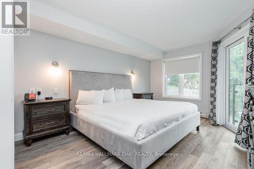307 - 80 Horseshoe Boulevard, Oro-Medonte, ON - Indoor Photo Showing Bedroom