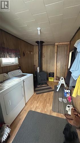 167 Main Street, West Bay, NL - Indoor Photo Showing Laundry Room