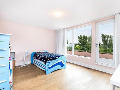 Chambre Ã Â coucher - 7695 Rue De Liverpool, Brossard, QC - Indoor Photo Showing Bedroom