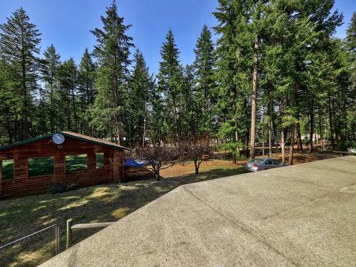 3267 Agate Bay Rd, Barriere, BC - Outdoor