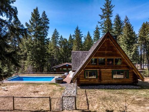 3267 Agate Bay Rd, Barriere, BC - Outdoor With In Ground Pool