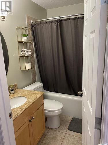 251 1St Street, Craik, SK - Indoor Photo Showing Bathroom
