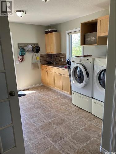 251 1St Street, Craik, SK - Indoor Photo Showing Laundry Room