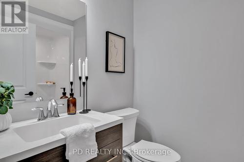 8 Elm Street E, Kawartha Lakes, ON - Indoor Photo Showing Bathroom
