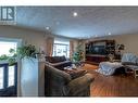 11917 Marshall Crescent, Summerland, BC  - Indoor Photo Showing Living Room 