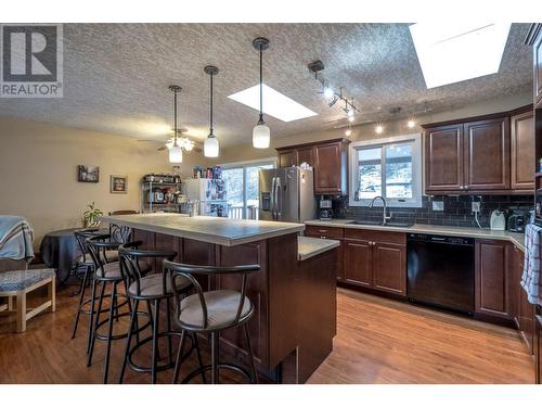 11917 Marshall Crescent, Summerland, BC - Indoor Photo Showing Kitchen