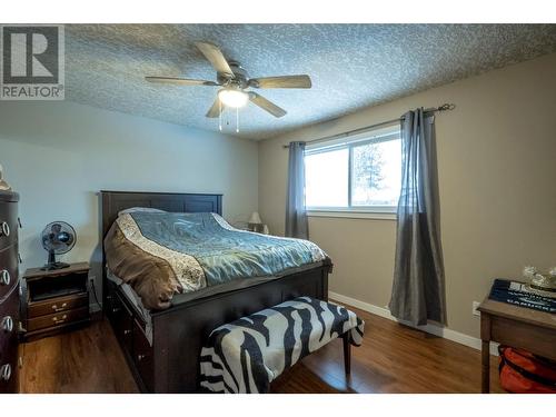 11917 Marshall Crescent, Summerland, BC - Indoor Photo Showing Bedroom