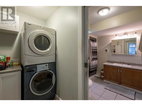 11917 Marshall Crescent, Summerland, BC - Indoor Photo Showing Laundry Room