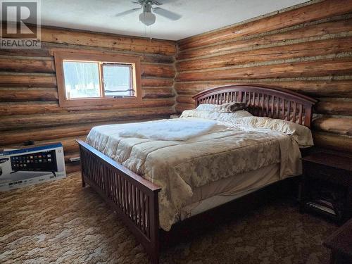 20 Dunlevy Road, Cherryville, BC - Indoor Photo Showing Bedroom