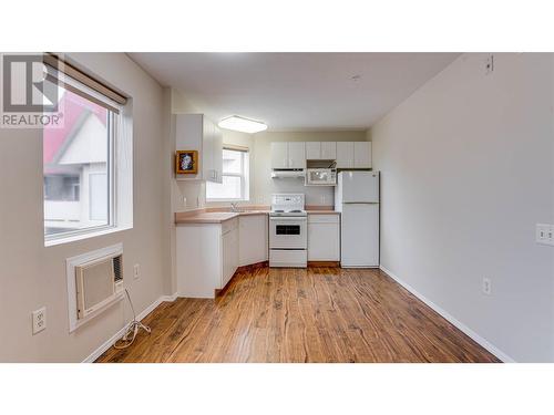 3011 Gateby Place Unit# 612, Vernon, BC - Indoor Photo Showing Kitchen