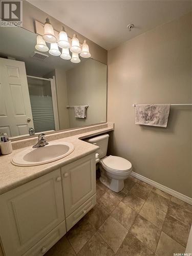 305 1172 103Rd Street, North Battleford, SK - Indoor Photo Showing Bathroom
