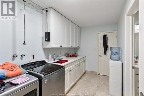 1530 Ravine Line, Kingsville, ON - Indoor Photo Showing Laundry Room