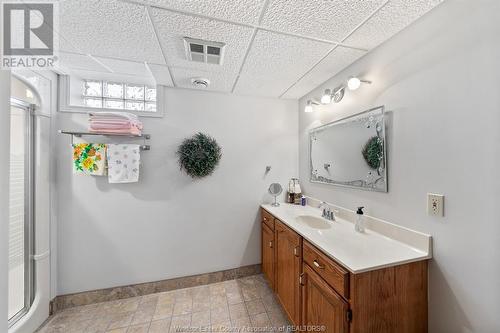 1530 Ravine Line, Kingsville, ON - Indoor Photo Showing Bathroom