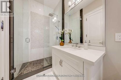 21 Hammok Crescent, Markham, ON - Indoor Photo Showing Bathroom