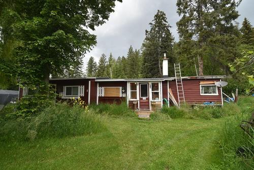 5057 Bradford Road, Skookumchuck, BC - Outdoor