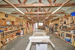 Wood Shop - 