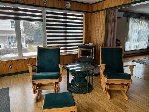 Living room - 7 Rue Labelle E., Laverlochère-Angliers, QC - Indoor Photo Showing Other Room