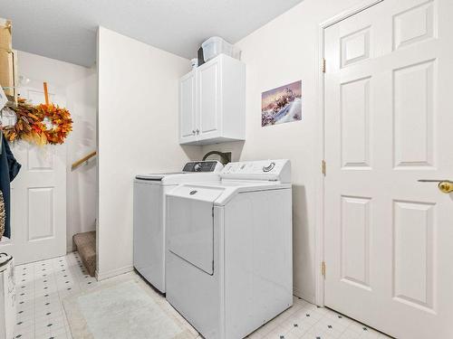 1-137 Whitetail Road, Apex Mountain, BC - Indoor Photo Showing Laundry Room