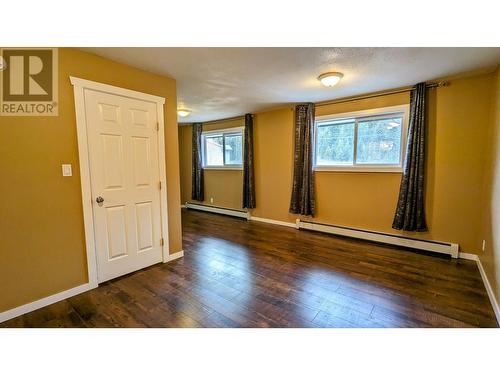 5611 Canim-Hendrix Lake Road, 100 Mile House, BC - Indoor Photo Showing Other Room