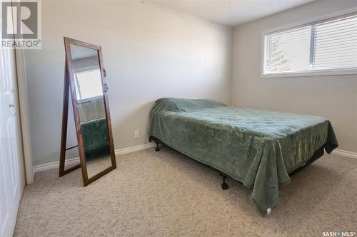 18 1292 Gordon Road, Moose Jaw, SK - Indoor Photo Showing Bedroom