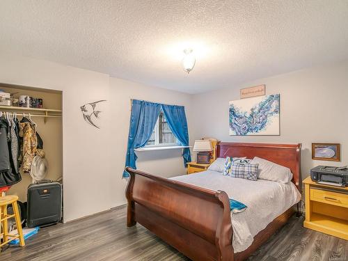 786 Soriel Rd, Parksville, BC - Indoor Photo Showing Bedroom