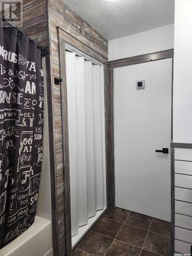706 Grey Avenue, Grenfell, SK - Indoor Photo Showing Bathroom
