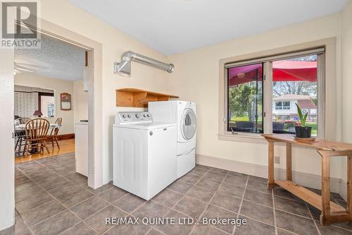 49 Consecon Street, Prince Edward County, ON - Indoor Photo Showing Laundry Room