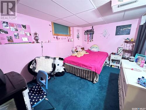 825 Second Street, Estevan, SK - Indoor Photo Showing Bedroom
