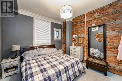 167 James St N, Hamilton, ON - Indoor Photo Showing Bedroom