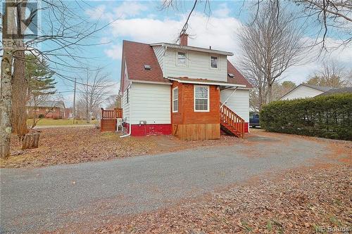 35 Floral Avenue, Fredericton, NB - Outdoor