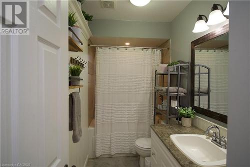 384 Aiken Street, Georgian Bluffs, ON - Indoor Photo Showing Bathroom