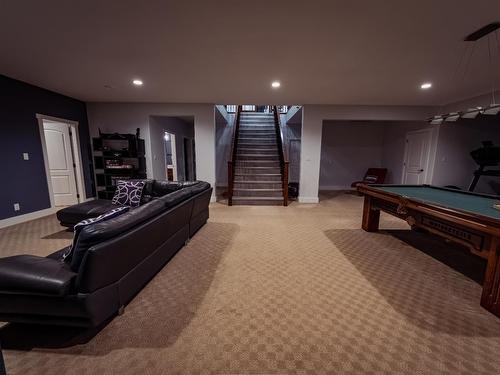 3720 Columbia Avenue, Castlegar, BC - Indoor Photo Showing Other Room