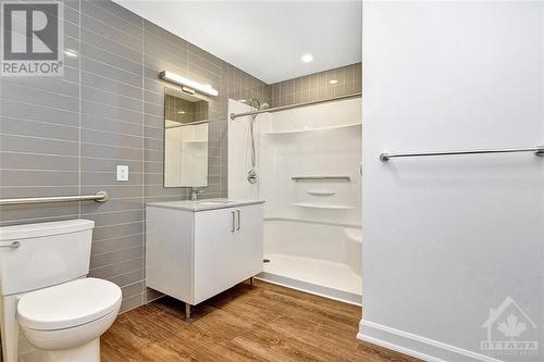 150 Rossignol Drive Unit#L18, Ottawa, ON - Indoor Photo Showing Bathroom