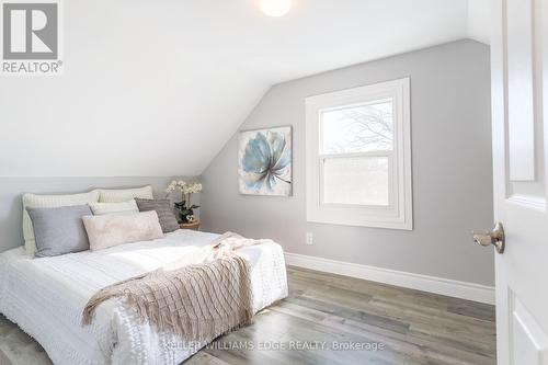 535 Mohawk Rd W, Hamilton, ON - Indoor Photo Showing Bedroom