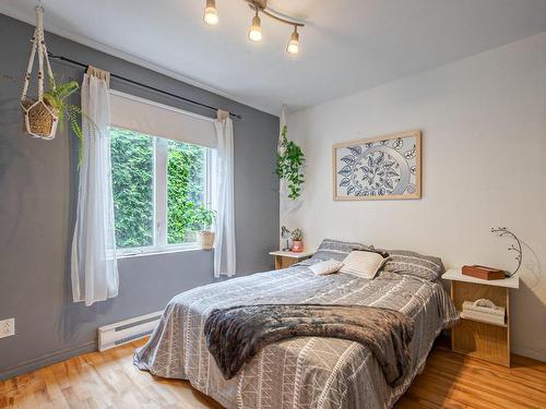Bedroom - 8 Rue Louis, Saint-Jean-Sur-Richelieu, QC - Indoor Photo Showing Bedroom