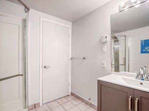 Salle de bains - 8 Rue Louis, Saint-Jean-Sur-Richelieu, QC - Indoor Photo Showing Bathroom