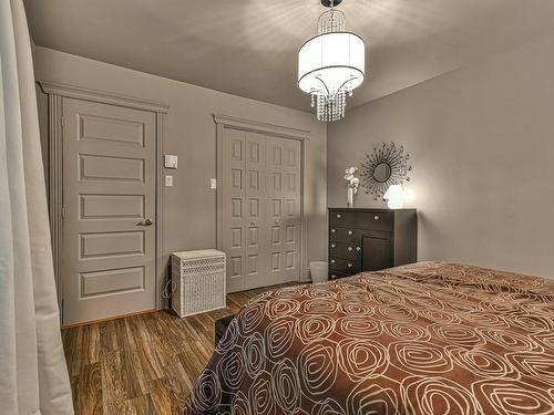 Chambre Ã Â coucher - 1286 Mtée Gagnon, Val-David, QC - Indoor Photo Showing Bedroom