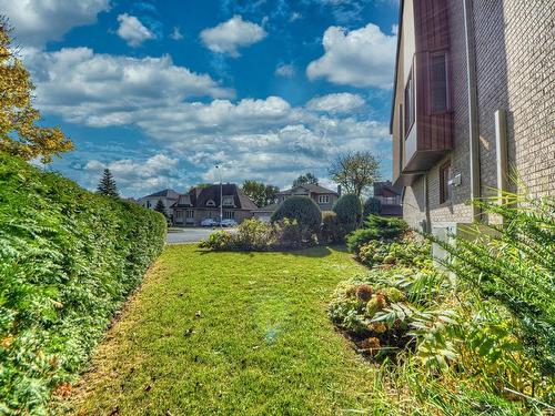 Cour - 7250 Place Turenne, Brossard, QC - Outdoor With View