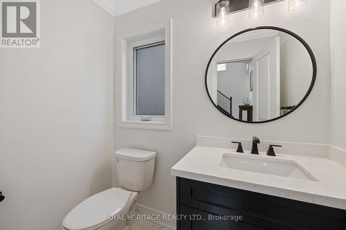 44 St Augustine Dr, Whitby, ON - Indoor Photo Showing Bathroom