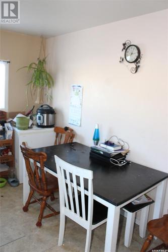 138 Redcoat Drive, Eastend, SK - Indoor Photo Showing Dining Room